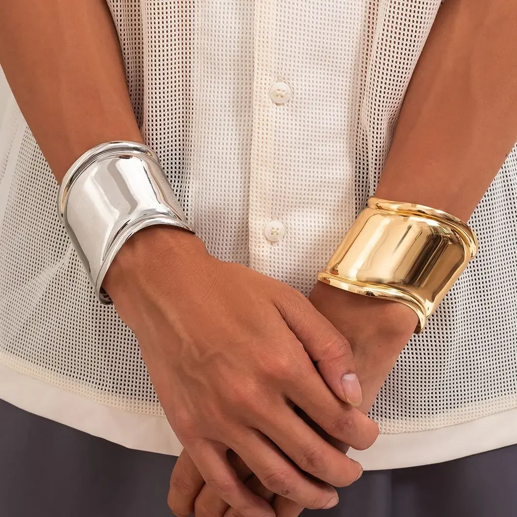 Brazaletes bohemios de Metal de Color dorado y plateado con puños anchos, pulseras simples Punk Vintage para mujer, joyería de regalo 2025