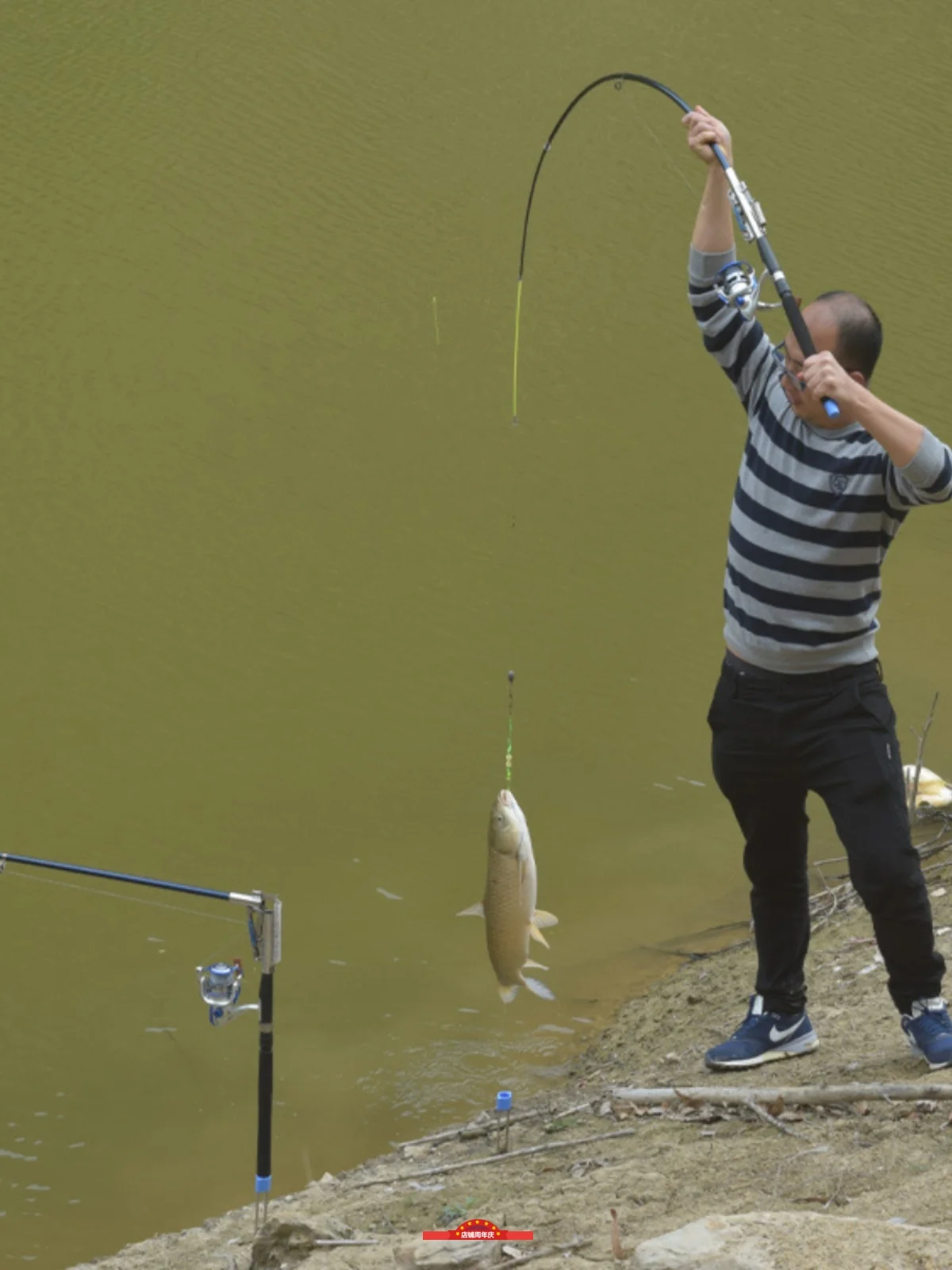 new-automatic-fishing-rod-set-for-sea-fishing-spring-loaded-boat-fishing-wheel-spinning-reel-submersible-base-ocean-trout