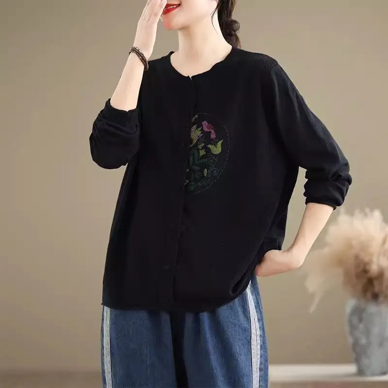 Autumn And Winter 2024 New Round Neck Pullover Long Sleeved T-Shirt Large Size Artistic Printing Shirt Blouse Women Top K2402