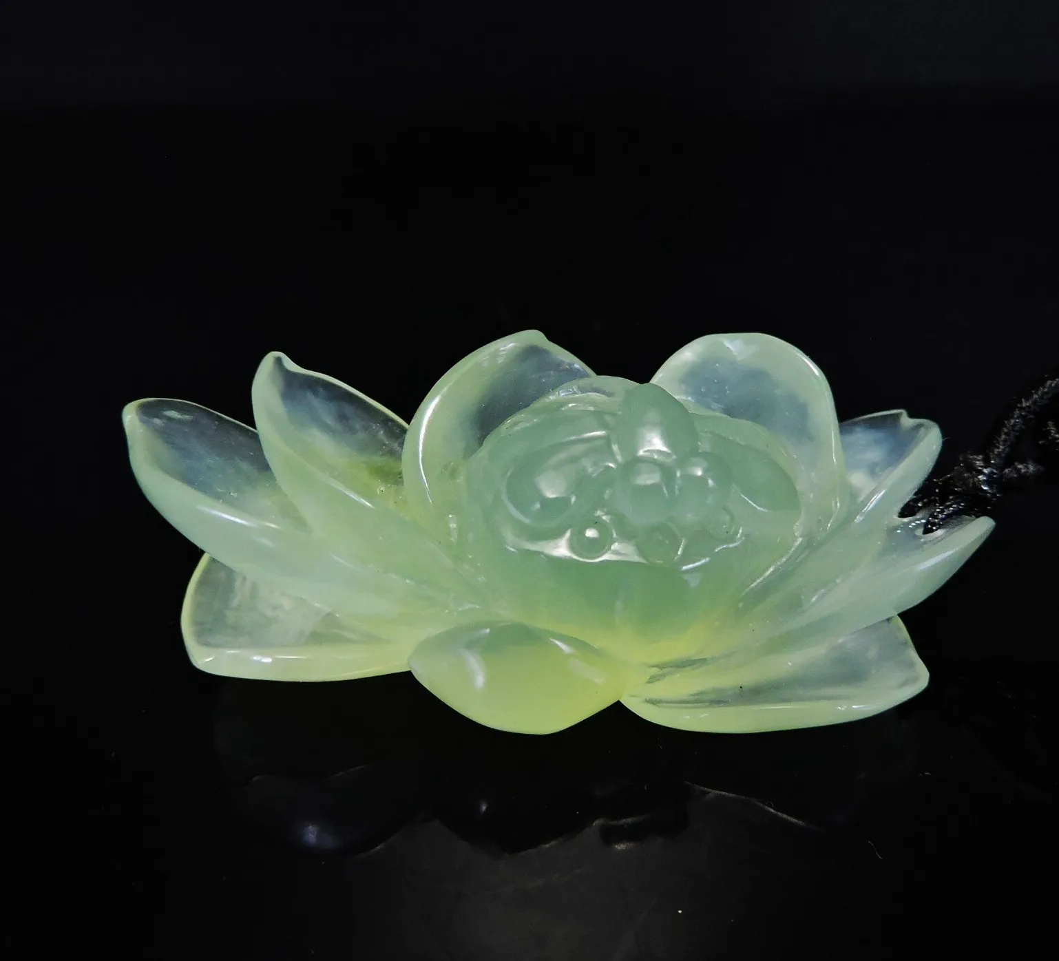 Jade Jewelry Natural Jade Pendant Necklace Hand-Carved lotus flower Jadeite Necklace Pendant Gift No Treatment 511i