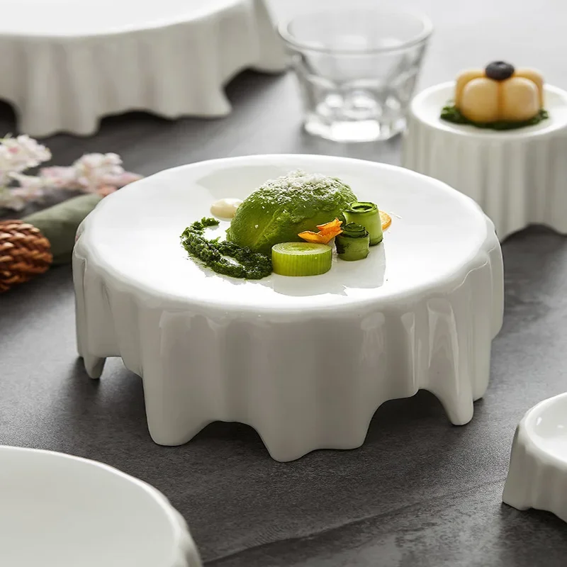 White Plate for Hotel Use Creative Round Tableware Artistic Conception Dish Fine Dining Plate