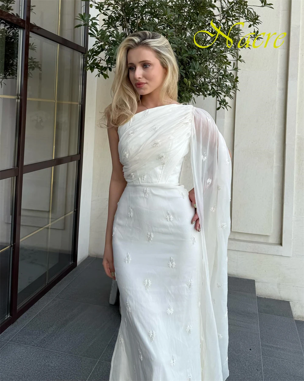 Aangepaste luxe mouwloze avondjurk met één schouder Temperament Bloemen Feestjurken Delicate tule bruidsjurken