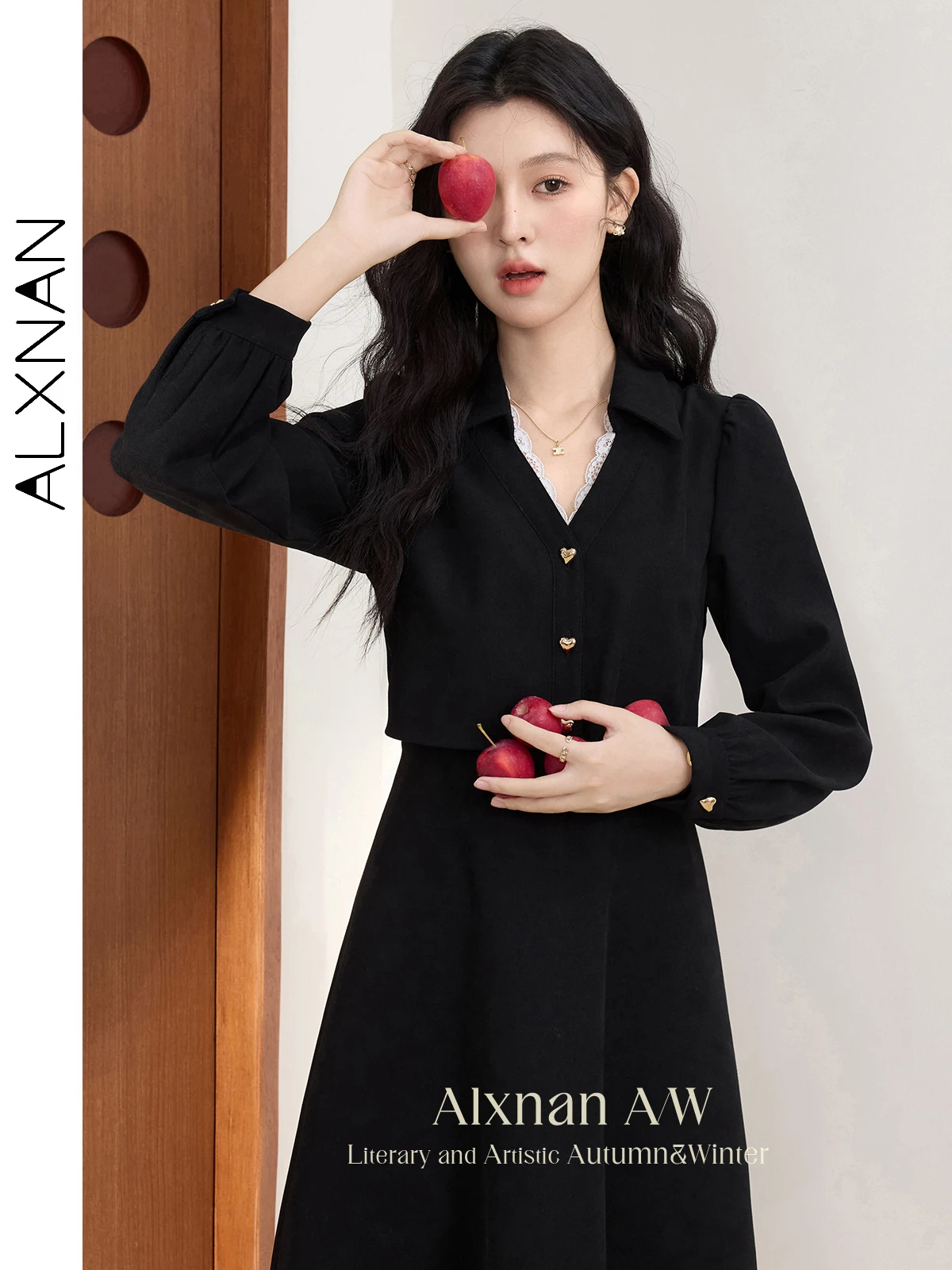 

ALXNAN Women's Black Long Dress Lace Patchwork High-waist A-line V-neck Dress 2025 Autumn Winter Long Sleeve Dress L51601