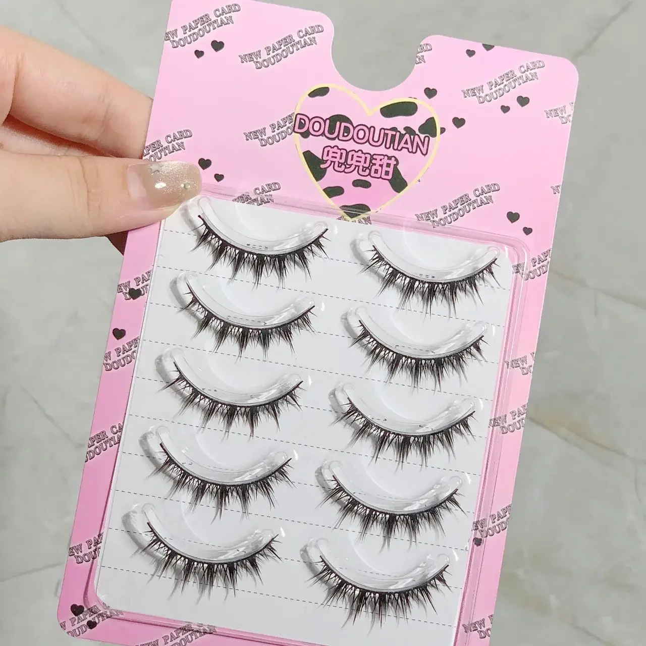 Falsche Wimpern mit einem Cluster, kurzes Feen haar, kleiner Teufel, Barbie cos Comics Auge, natürliche Simulation, ddt110sweet, 5 pai