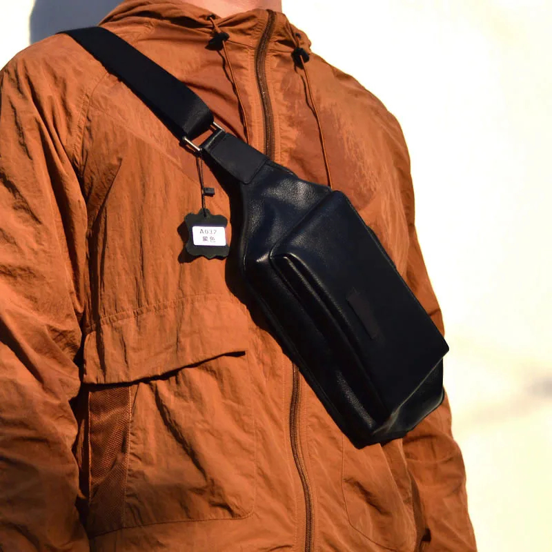 

AETOO Simple first layer cowhide men's waist pack retro chest bag Leather chest bag Men's fashion trend casual oblique shoulder