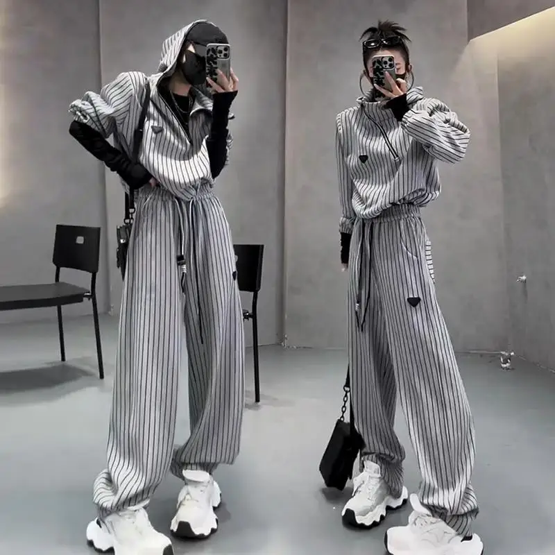 

Spring And Autumn New Striped Sportswear Set Women'S Hooded Sweatshirt Wide Legs Fashion And Casual Two-Piece Set