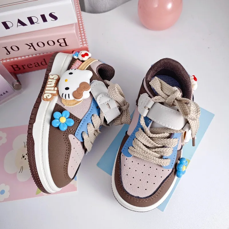 

2026 Spring Autumn Hello Kitty Cartoon Girls Sneakers Lightweight Soft Sole Anti Slip Breathable Casual Shoes for Toddler Kids