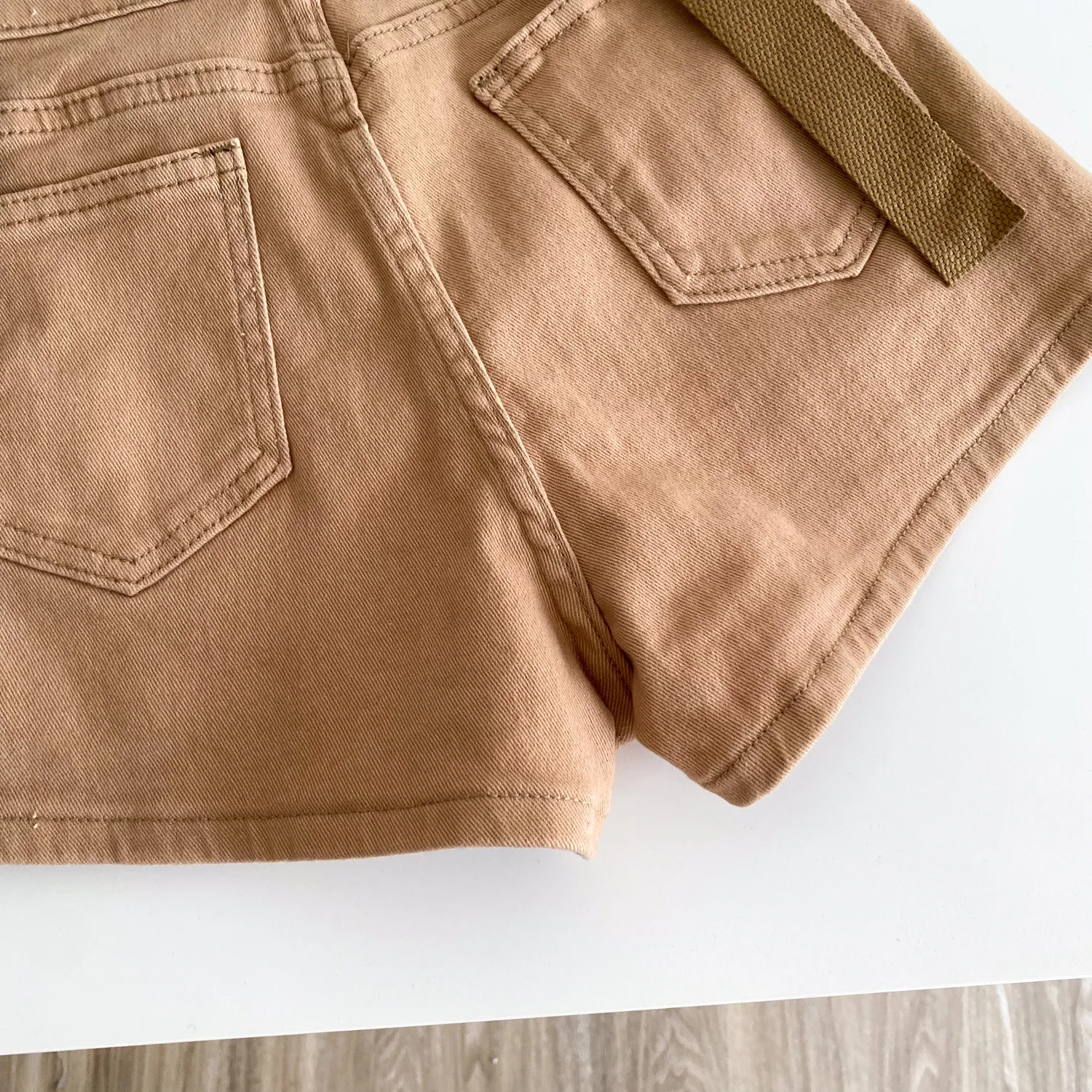 Women Denim Shorts Solid Cargo Short Button Pocket Mini Length Zipper Fly Empire Waist Loose Fit Streetwear Casual 2026 Summer