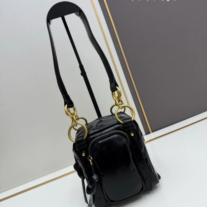 Small Vertical Camera Bag Soft Cowhide Oil Wax Leather Handheld Shoulder Purse Retro Casual Lipstick Phone Bag Women