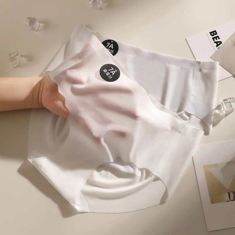 Бесшовные трусики из вискозы, 3 шт.