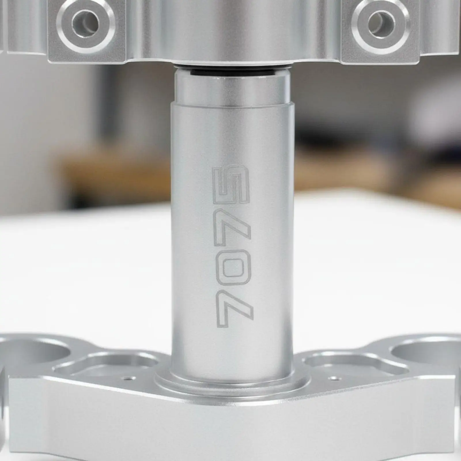 Triple Tree Top Clamp 7075 Aluminum Alloy Upper Triple Clamp CNC Machined Front