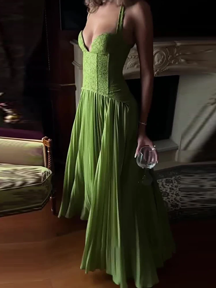 2026 الربيع الصيف عارية الذراعين الجوف خارج سليم رداء فستان عطلة بلا أكمام المرأة فستان أخضر مثير منخفضة قطع الخامس الرقبة فستان بروتيل