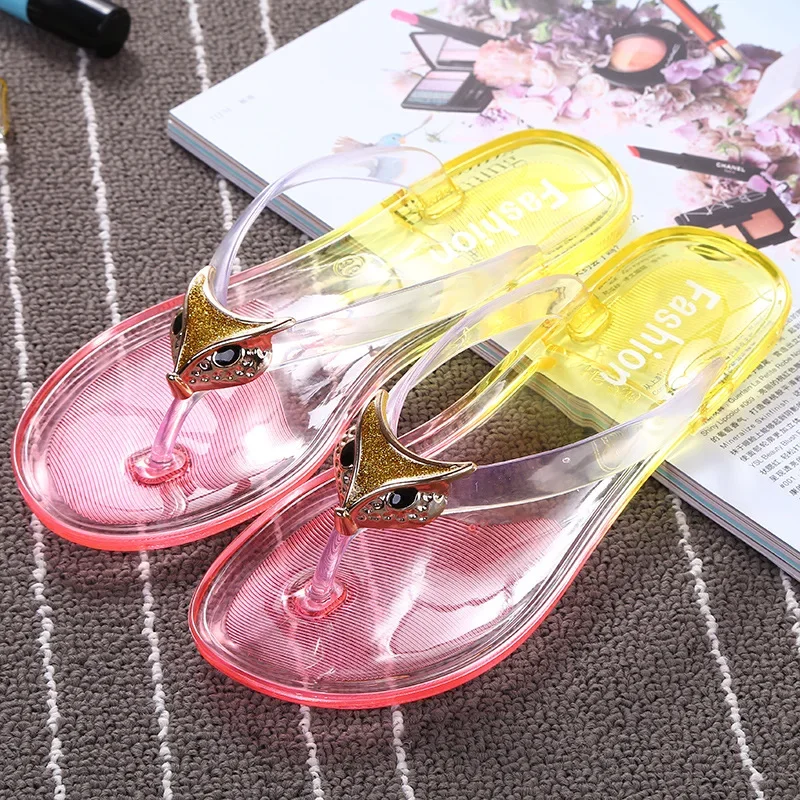 Slippers Women Summer Outside Flat with Crystal Fashion Anti Slip Herringbone Flip Flops Women Beach Sandals for Female Students