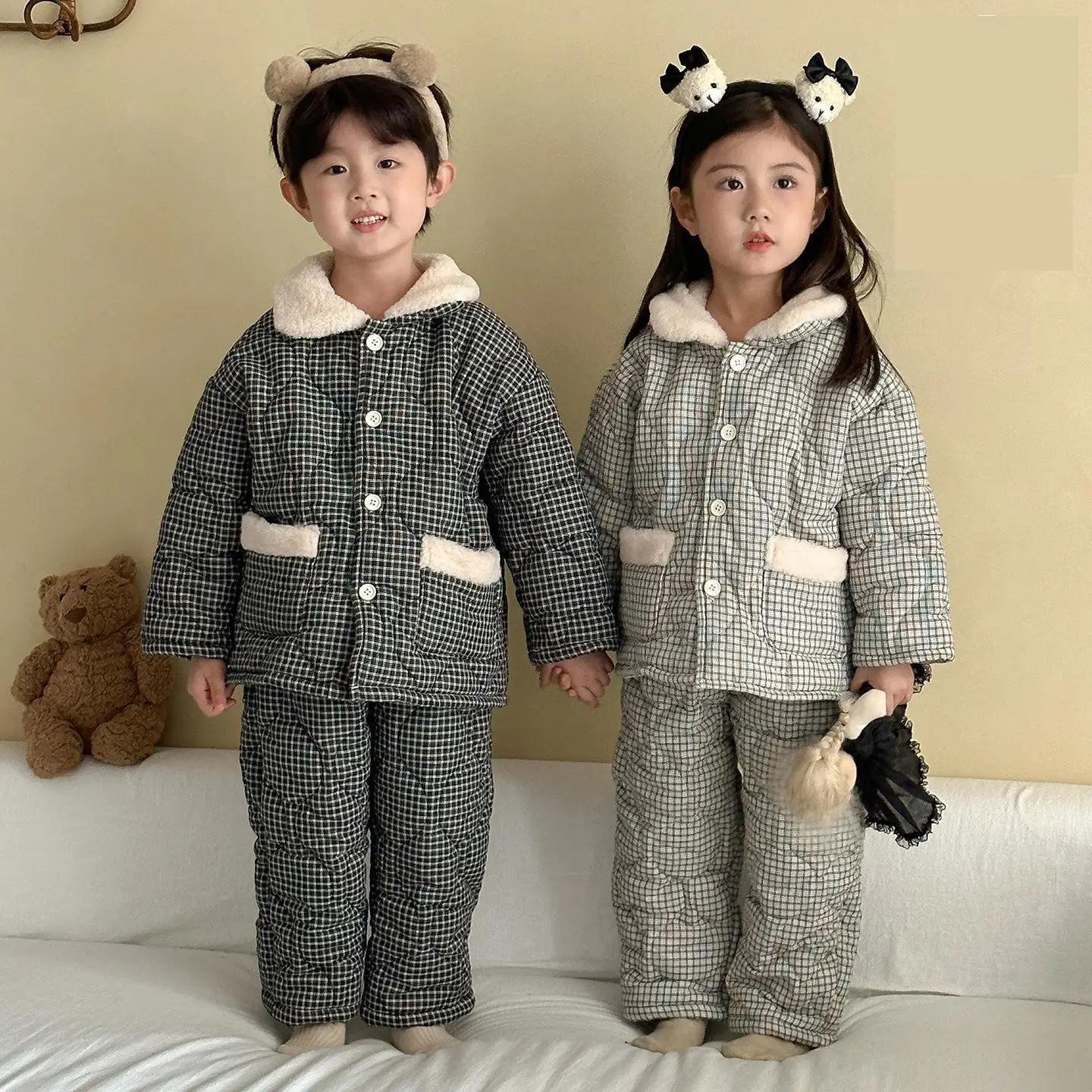 

2025 Winter New Children Warm Home Clothes Set Boys Girls Plus Velvet Thick Plaid 2pcs Suit Kids Cotton Padded Pajamas Outfits
