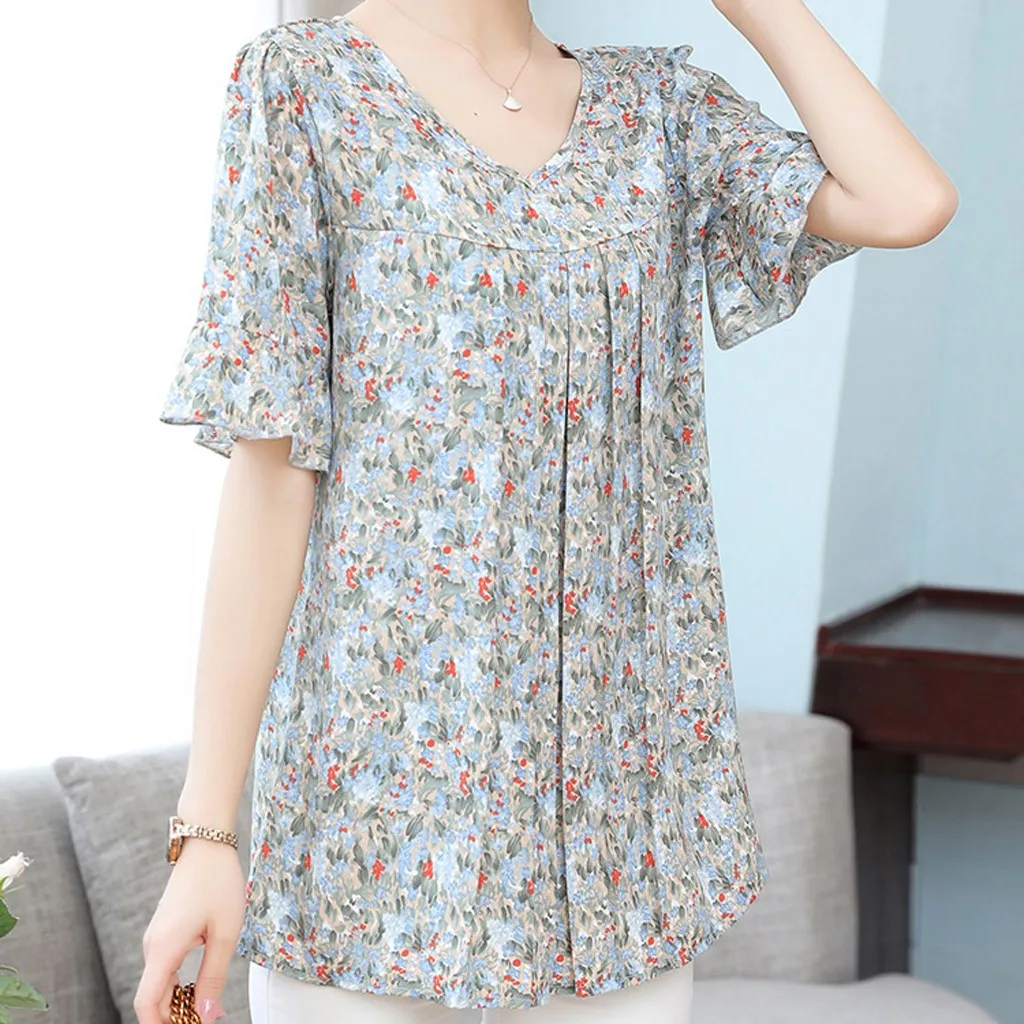 Chiffon Short Sleeve Plus Size Shirt Casual Fashion Floral Printed Blouse V Neck Loose Fit Pleated Blouses Tops for Women