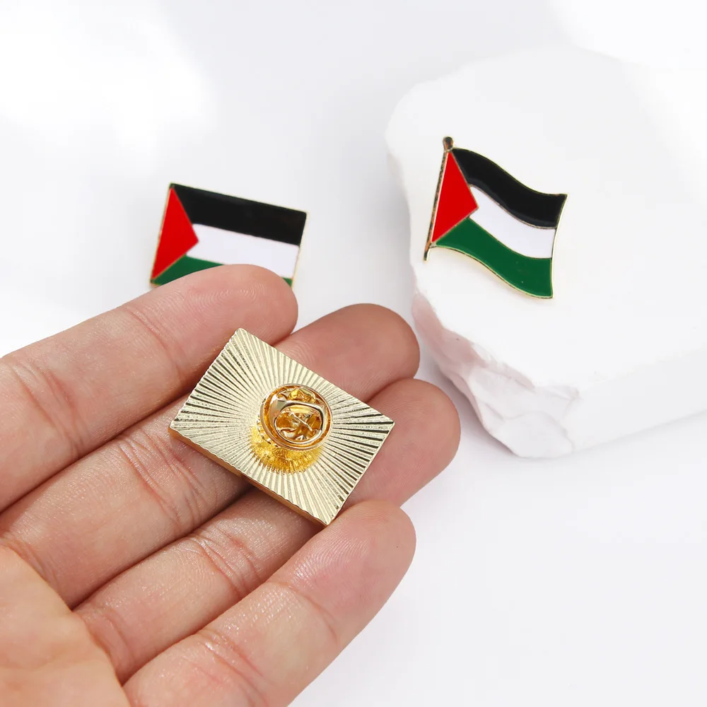 Middle East Flags Enamel Brooch Pin Exquisite Symbol of Freedom Heart Round Backpack Clothes Lapel Badge Accessories