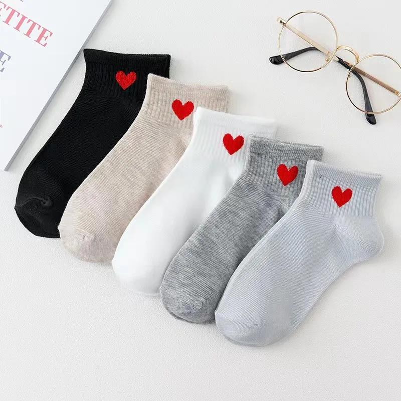 

1Pairs Women Socks Cotton Low Tube Cute Love Heart With Print Kawaii Beautiful Ladies short ankle Socks Girls Warm Socks Femme