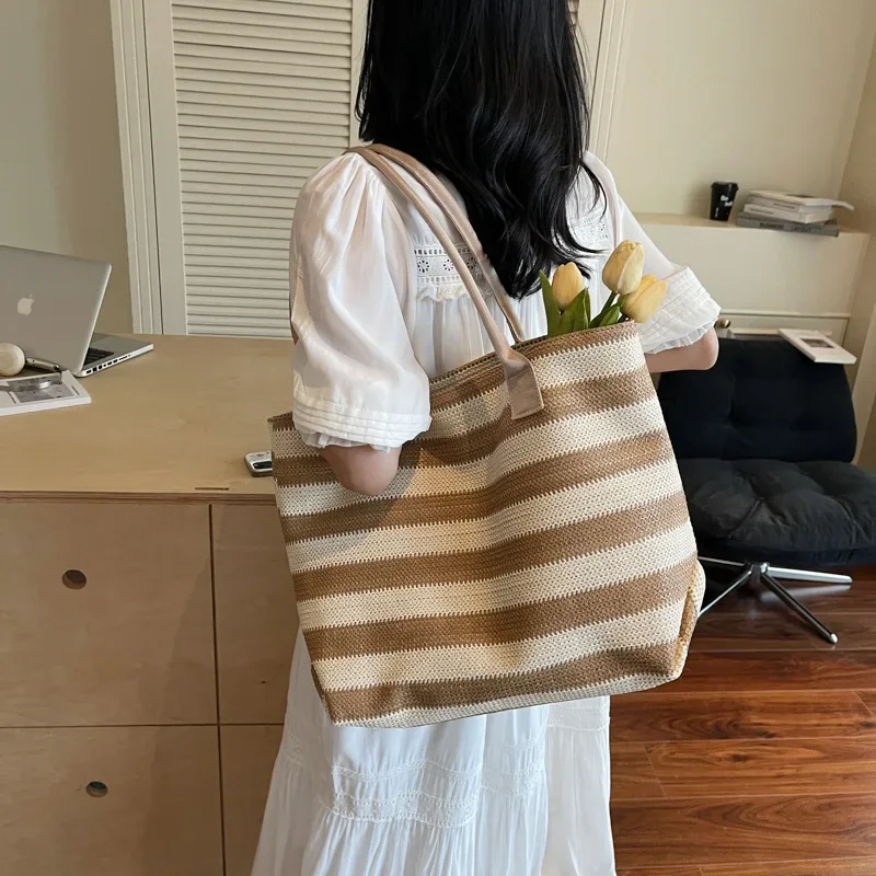 

2025 Women's Eco-Friendly Woven Tote Bag - Bohemian Style Shoulder Handbag for Fashionable Travel & Daily Use