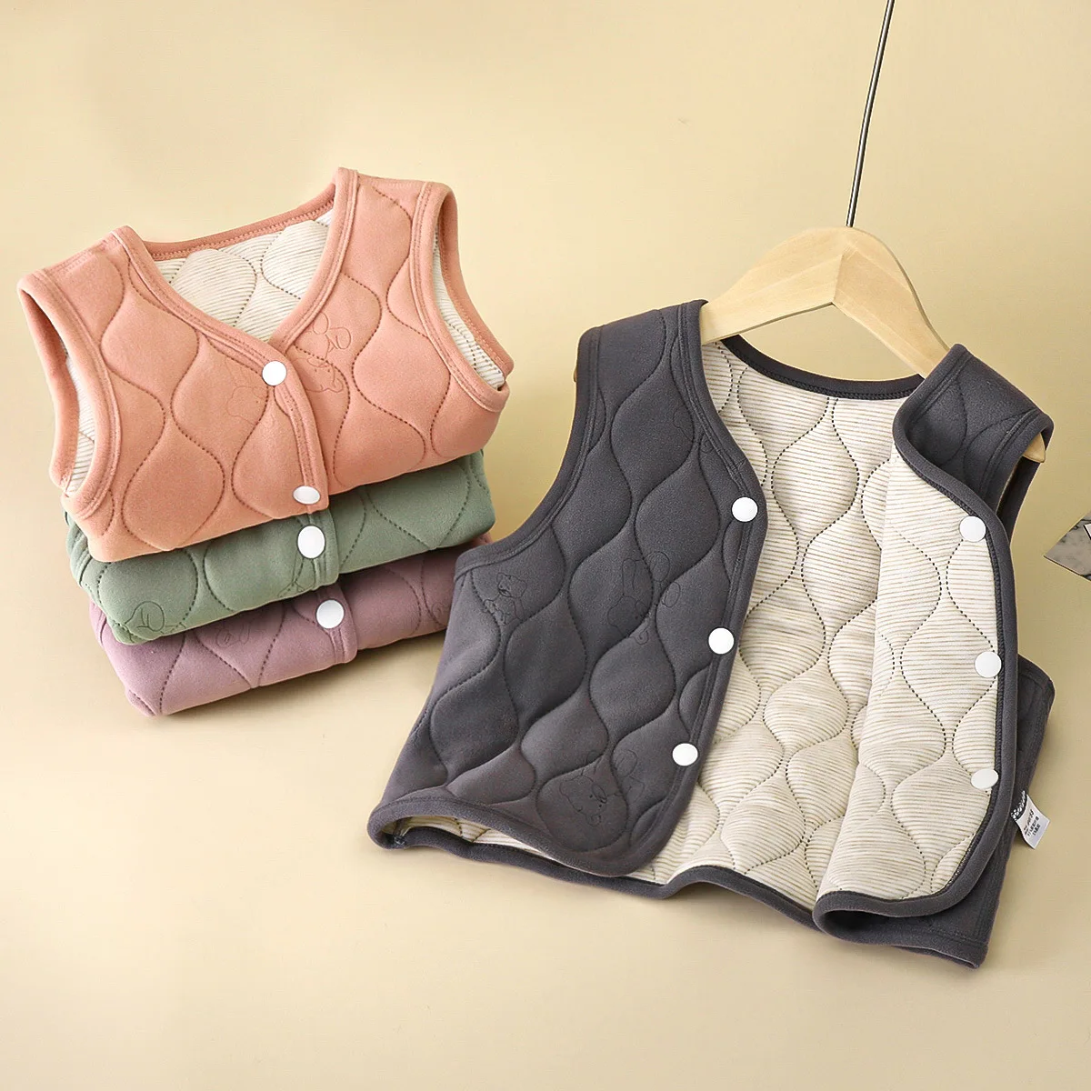 

1pcs Winter Kid Warm Vest Boy Girl Thickened Waistcoat Children Warm Thermal Vest Baby Top Stylish Vest School Uniform Essential