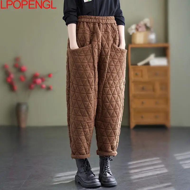 Frauen Warme Stepp Hosen Elastische Taille Lose Einfarbig Dicke Hose 2024 Herbst Winter Neue Vintage Tasche Casual Harem Hosen