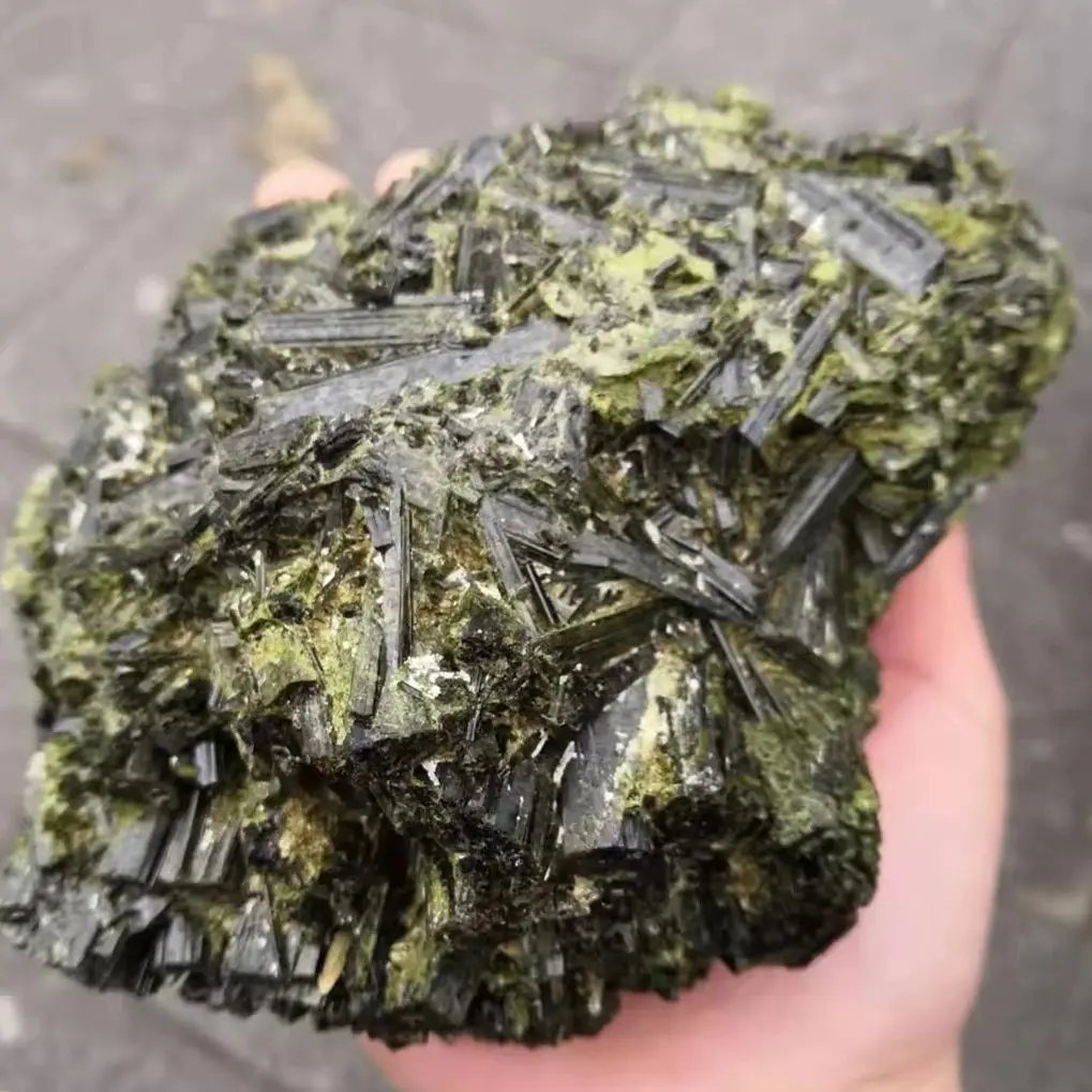Natural Green Tourmaline Raw Stone Mineral Specimen Gemstones Healing  Collect Reiki Crystals Rock Stones 1pc