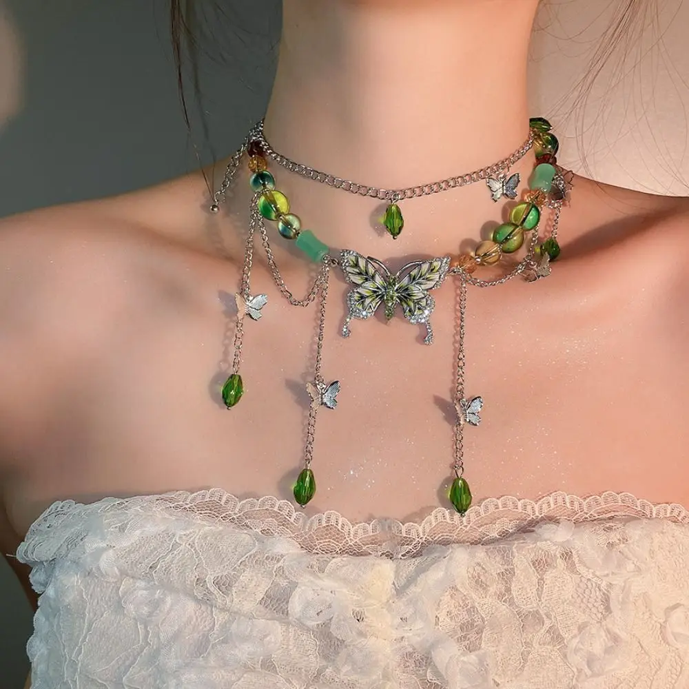 Green Crystal Butterfly Pendant Necklace Long Tassel Exquisite Design Rhinestone Butterfly Necklace Fashionable Neckband Y 2 K