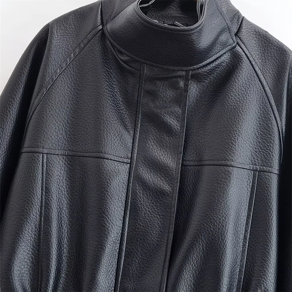 แจ็คเก็ตหนังเทียม PU แบบมีปกตั้ง แขนยาว ปรับเอวได้ มีกระเป๋า  สำหรับผู้หญิง รุ่นใหม่ ปี 2026