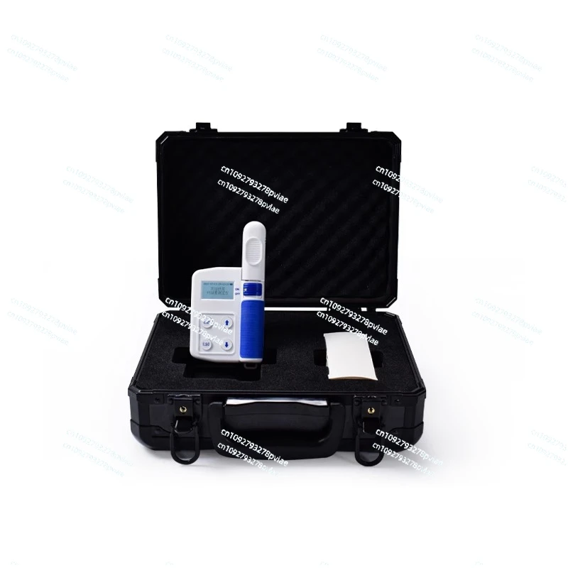 Handheld nutrient measuring instrument