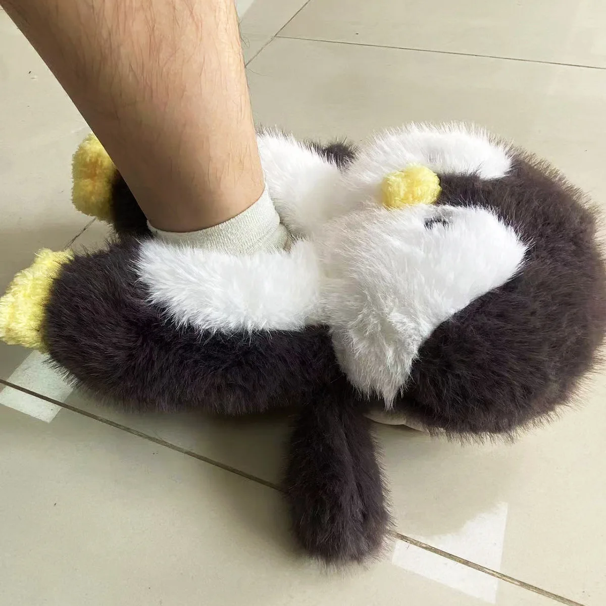 Funny Fuzzy Penguin Slippers Girls Novelty Indoor Shoes Women Soft Furry Slippers Female Plush Home Shoes Animal Flip Flops