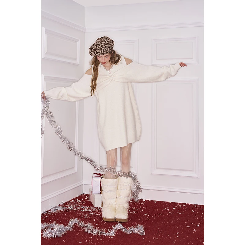 ELFSACK Elegant Sweet Cute Neckline Heart Embellishment Off Shoulder Dress For Women