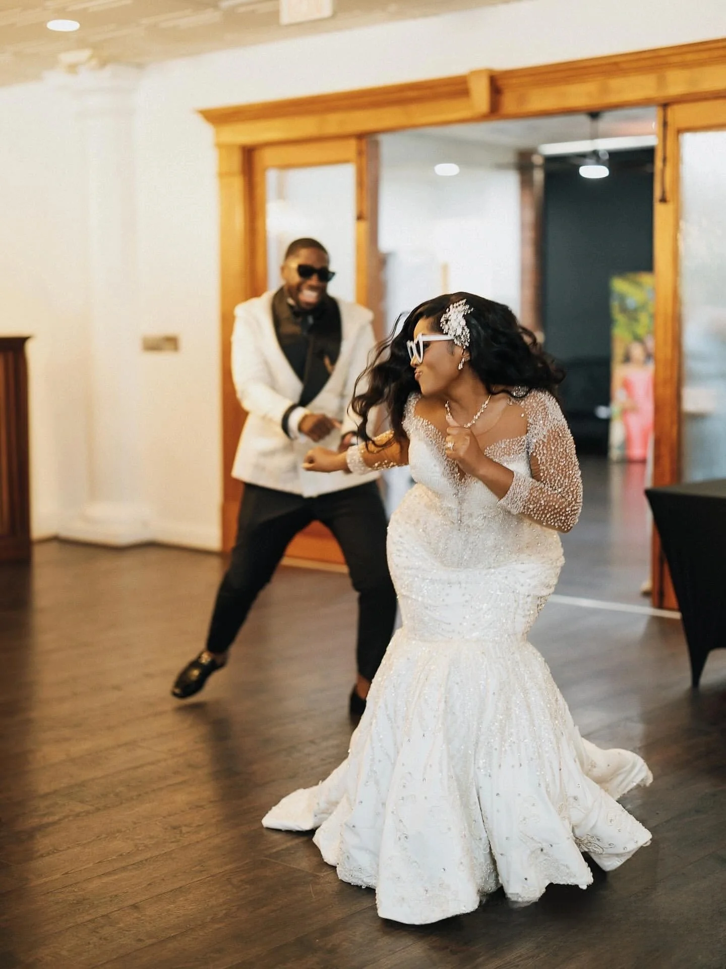 Customized Sparkly Heavy Bead Sequins Mermaid Luxury Wedding Dress Vestidos De Novia Long Sleeve Aso Ebi Plus Size  Bridal Gown