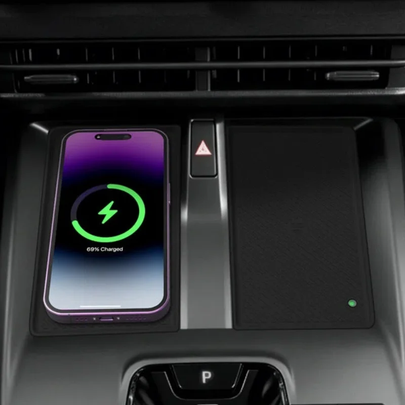 Für Toyota BZ4X 2026 Mittelkonsole Silikon Kabellose Ladematte Rutschfeste Telefonhalterung Pad Ablage Auto-Innenausstattung Zubehör – Detail 5