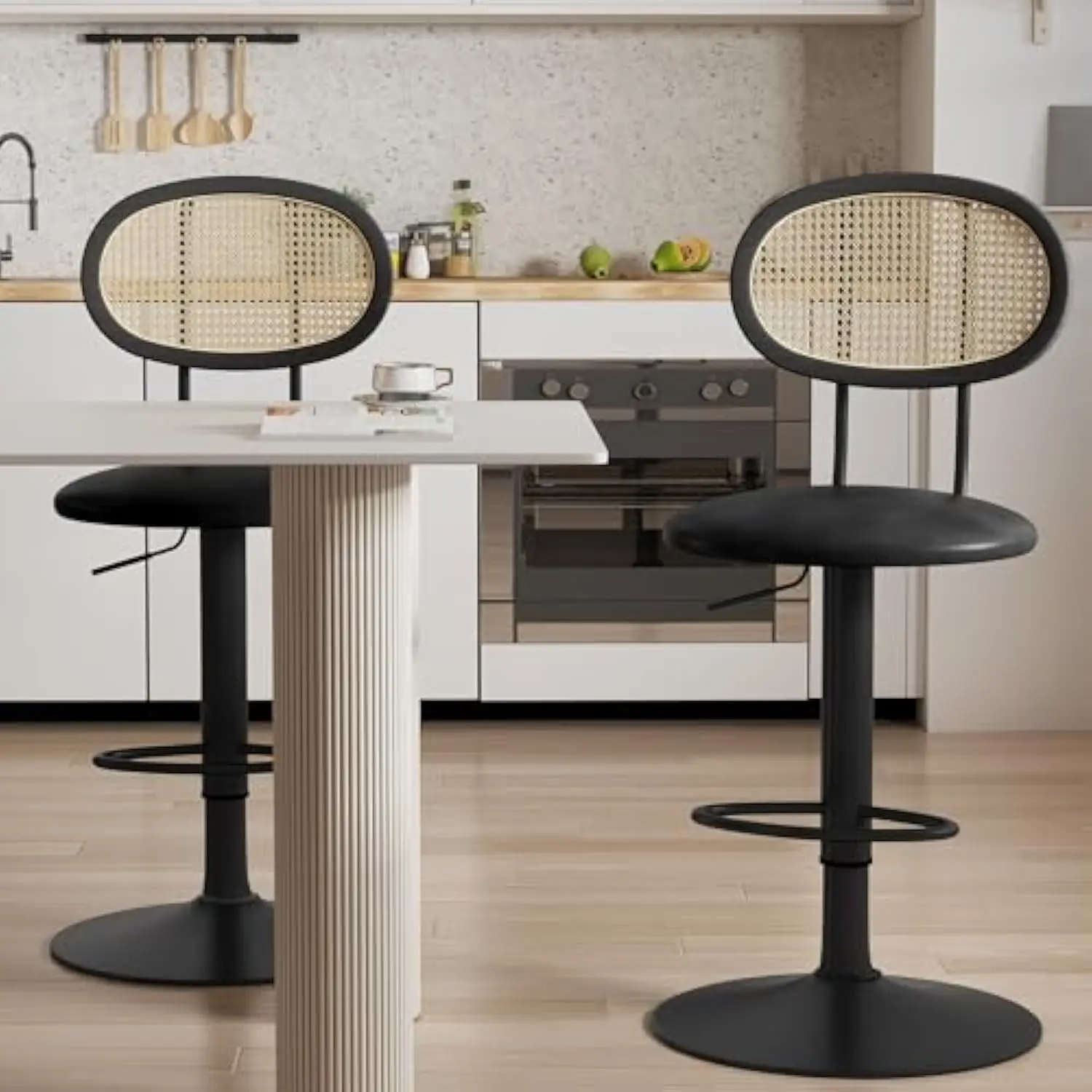 

Modern Rattan Bar Stools Set of 2 with Back and Footrest, Adjustable Swivel Bar Chairs for Kitchen Island and Counter, Black Fa