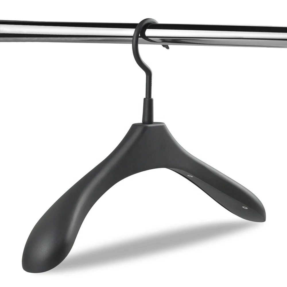 

Wholesale Wide Shoulder Luxury Heavy Aluminum Clothes Hangers with Gold Hook