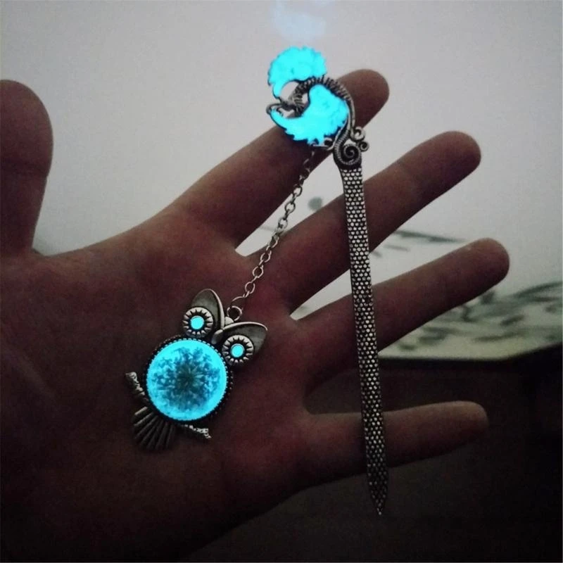 Vintage Metal -Lesezeichen mit Drachen Anhänger Glühen Lesezeichen Buch Marker Page Teiler für Lehrerbuchliebhaber Schüler