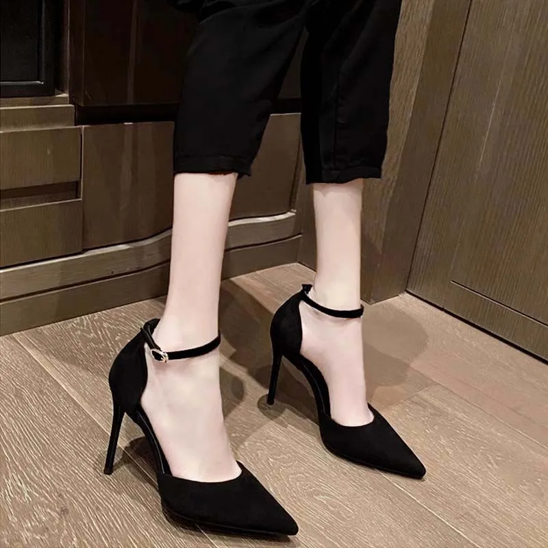 Spring and Autumn High Heel Women 2024 New Versatile Thin Heel Professional L Pointed Black Buckle Strap Single Shoe Women