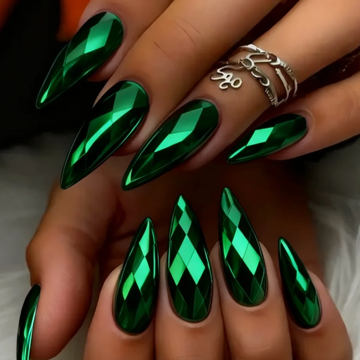 3D fake nails for women girls dark green light purple pink Holographic Plated rhombus almond shape reusable press on false nails