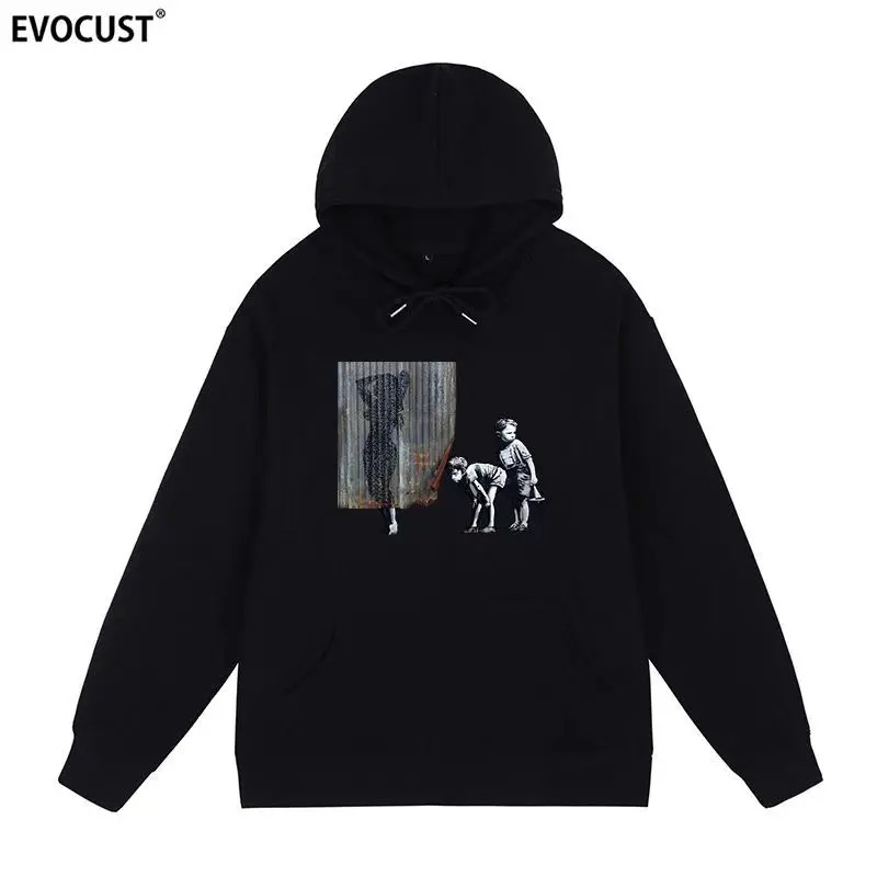 

Banksy Funny Prank Bathing Little Boy Beautiful Girl Street Graffiti Men and Women Hooded Sweatshirt Long Sleeved Tops Unisex