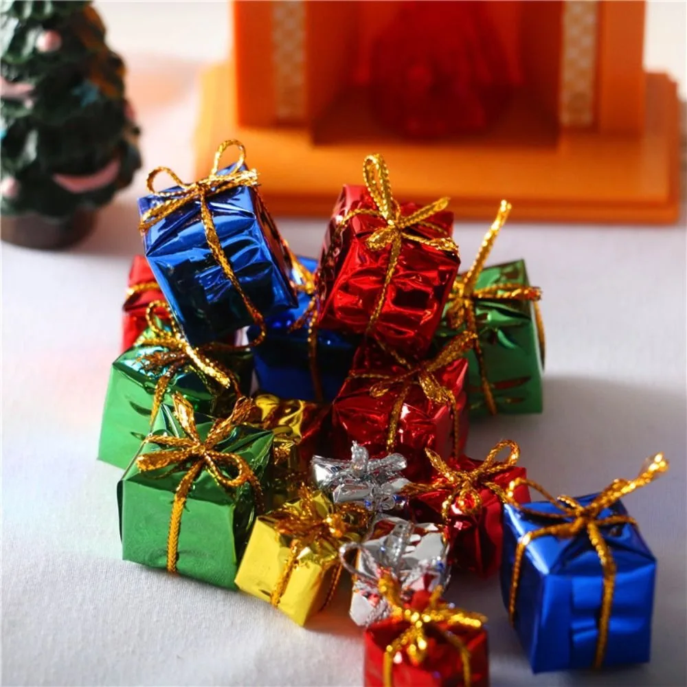 Pretend Play 1:6/1:12 Dollhouse Furniture House Accessories Photographic Prop House Decor Cute 2pcs Mini Christmas Gifts