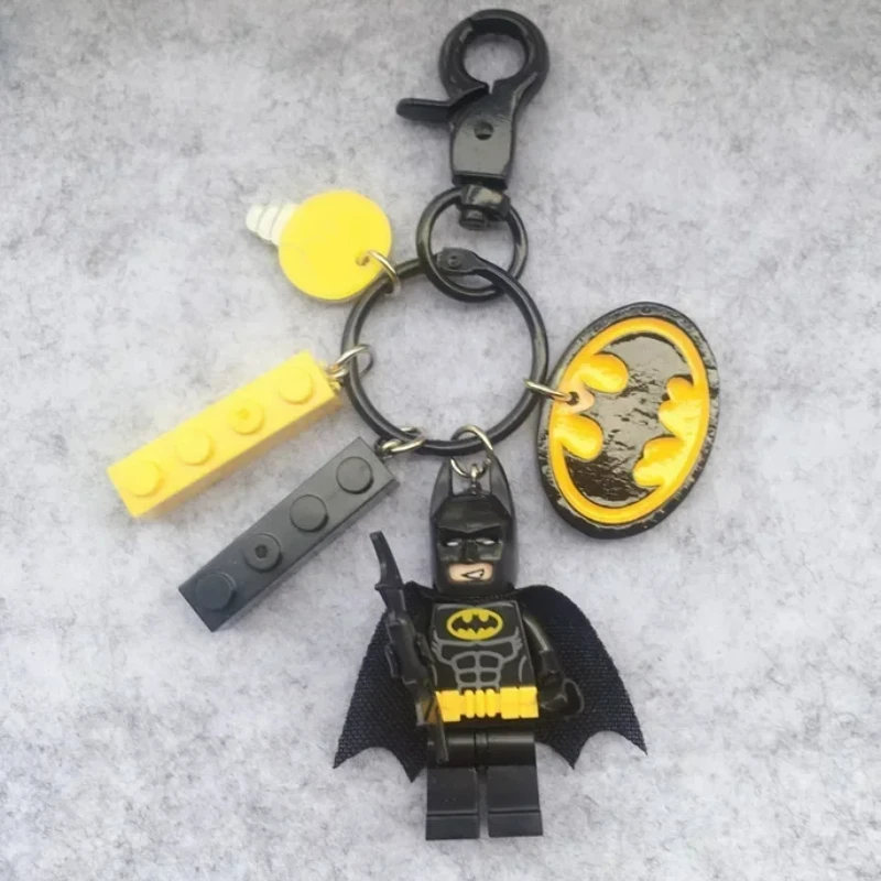 Super-heros Doll Keychain Comic Figure Batmans Funny Look Pendant Key Rings School Bag Accessories Birthday Fan Collection Gifts