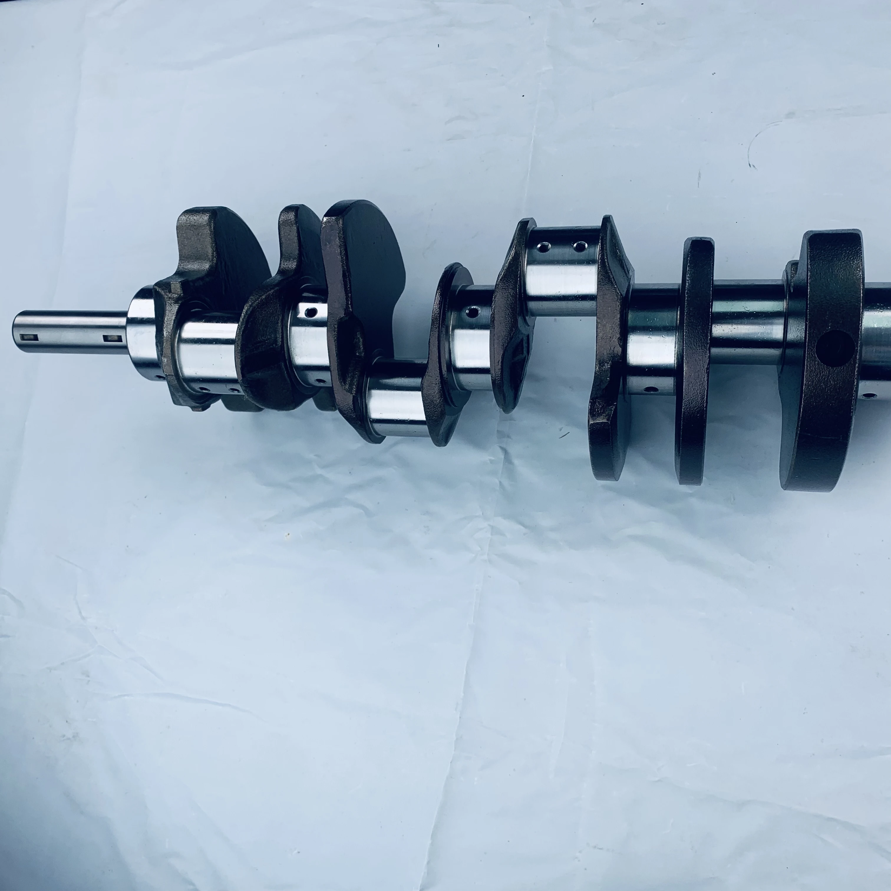 1UR V8 Crankshaft for Toyota DBA-USF40 USF40 Lexus LS460 1UR V8 Engine OEM DBA-USF40