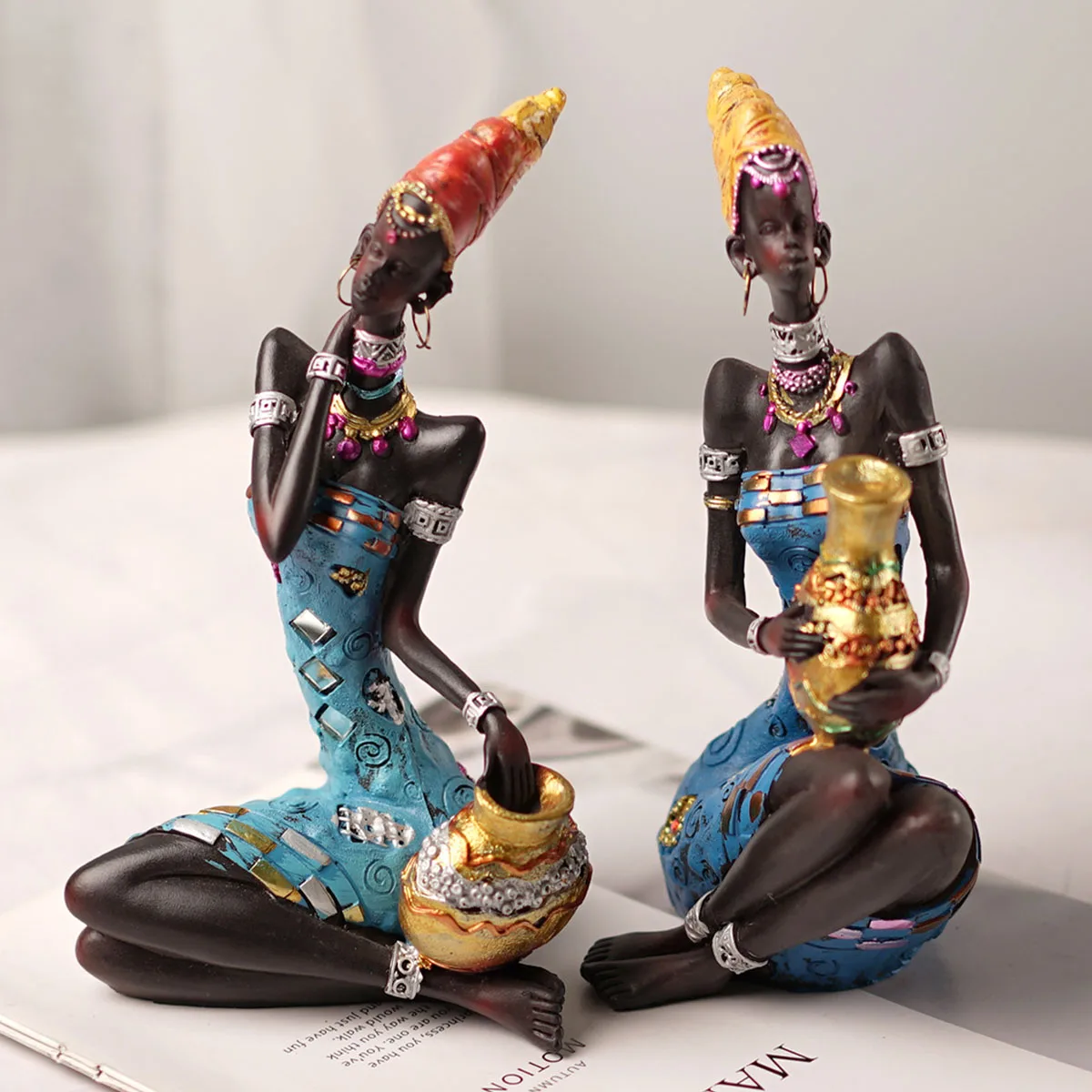 Resin Women Figurine Home Decor Statue Nordic Modern Art Sculpture for Living Room Table Bookshelf Shelf Office Desktop Ornament