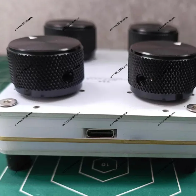 4-knob MIDI controller for music production with customizable CC-mapped USB-C DAW control