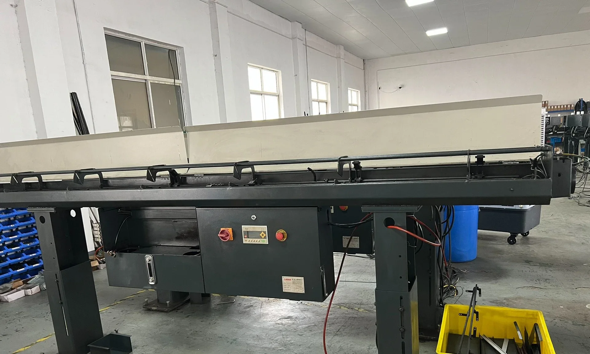 3200mm long bar feeder 20/26/28mm cnc lathe bar feeder