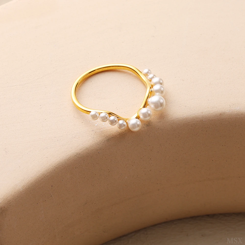 Waterproof Personality Unique Stainless Steel Ladies' Ring with Adjustable Fashionable and Elegant Aesthetic Jewelry
