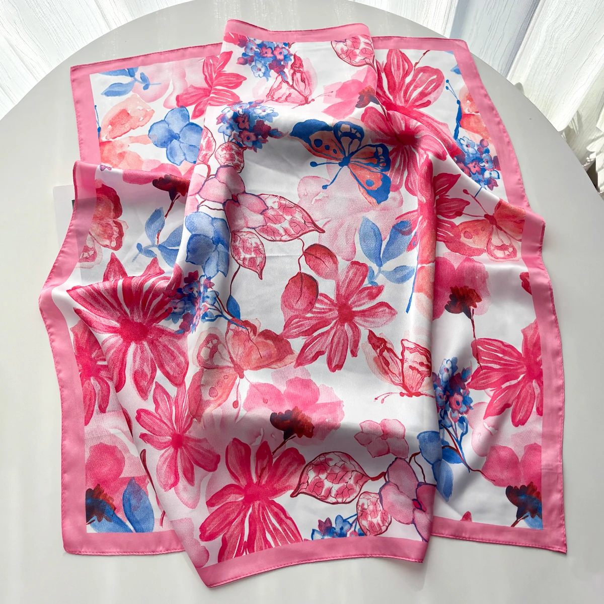 

Элегантный шарф с цветочным узором, имитация шелка, женский квадратный платок, повязка для волос, женская бандана, шейный платок, повязка на голову, новинка 2026 года