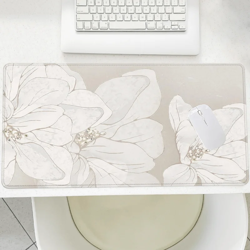 Elegant White Lily Mouse Pad, Non-slip and Waterproof Gaming Mouse Pad, Office Desk Decoration Mat, Perfect Gift for Friends