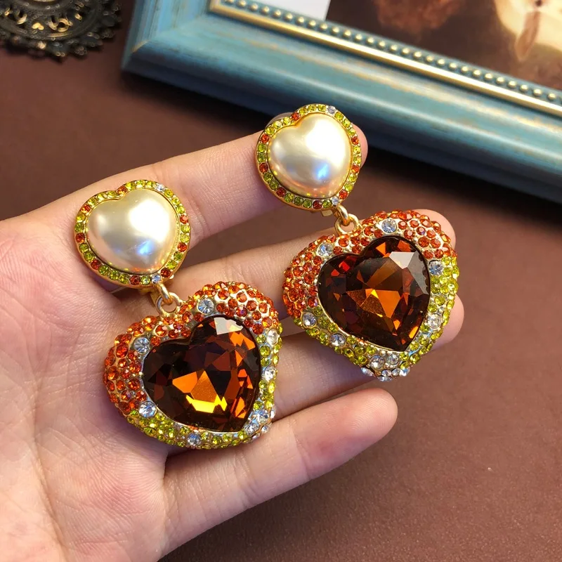 Innovative No ear piercing ear clip love brown pendant fashion inlaid rhinestone ear clip earrings jewelry