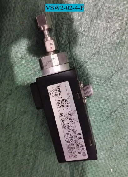 

Original pressure sensor VSW2-02-4-P with digital display, pressure range -100 to 100kPa, test OK