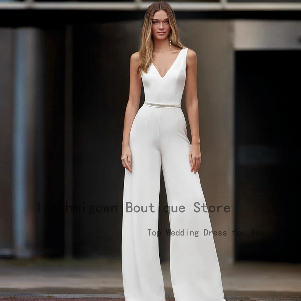 

Modest Women Jumpsuit Wedding Guest Dress 2023 V Neck Crepe Satin Bridal Receipt Party Gowns Sleeveless